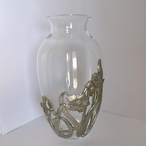 SeaGull Pewter Daffodil Pewter and Glass Vintage Vase 8 inch - Picture 1 of 7